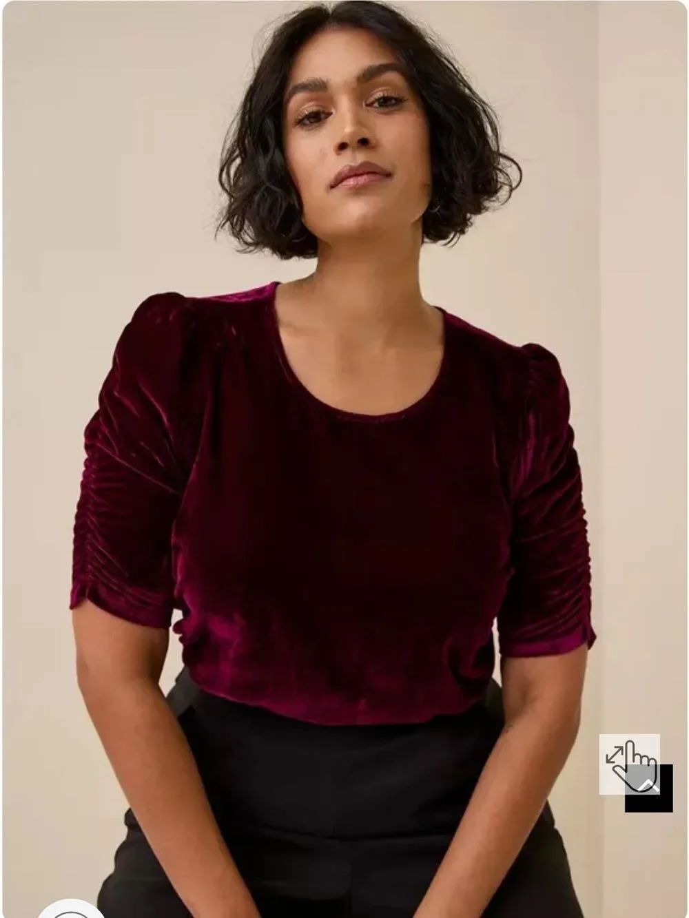 NWT torrid Velvet Ruched Sleeve Top - Wine - Size 2